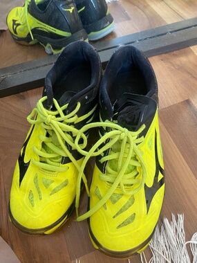 Mizuno Womens Sneakers